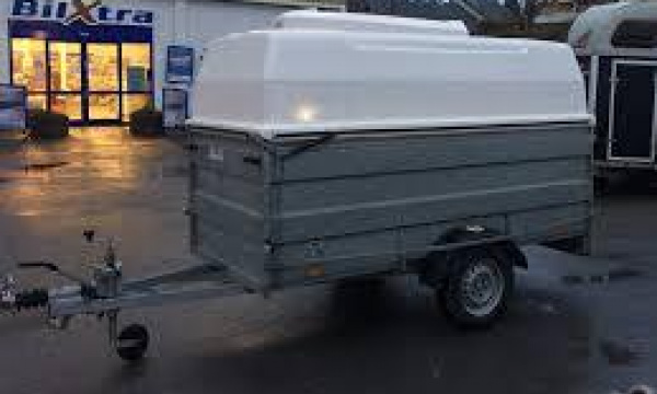 Henger med glassfibertopp